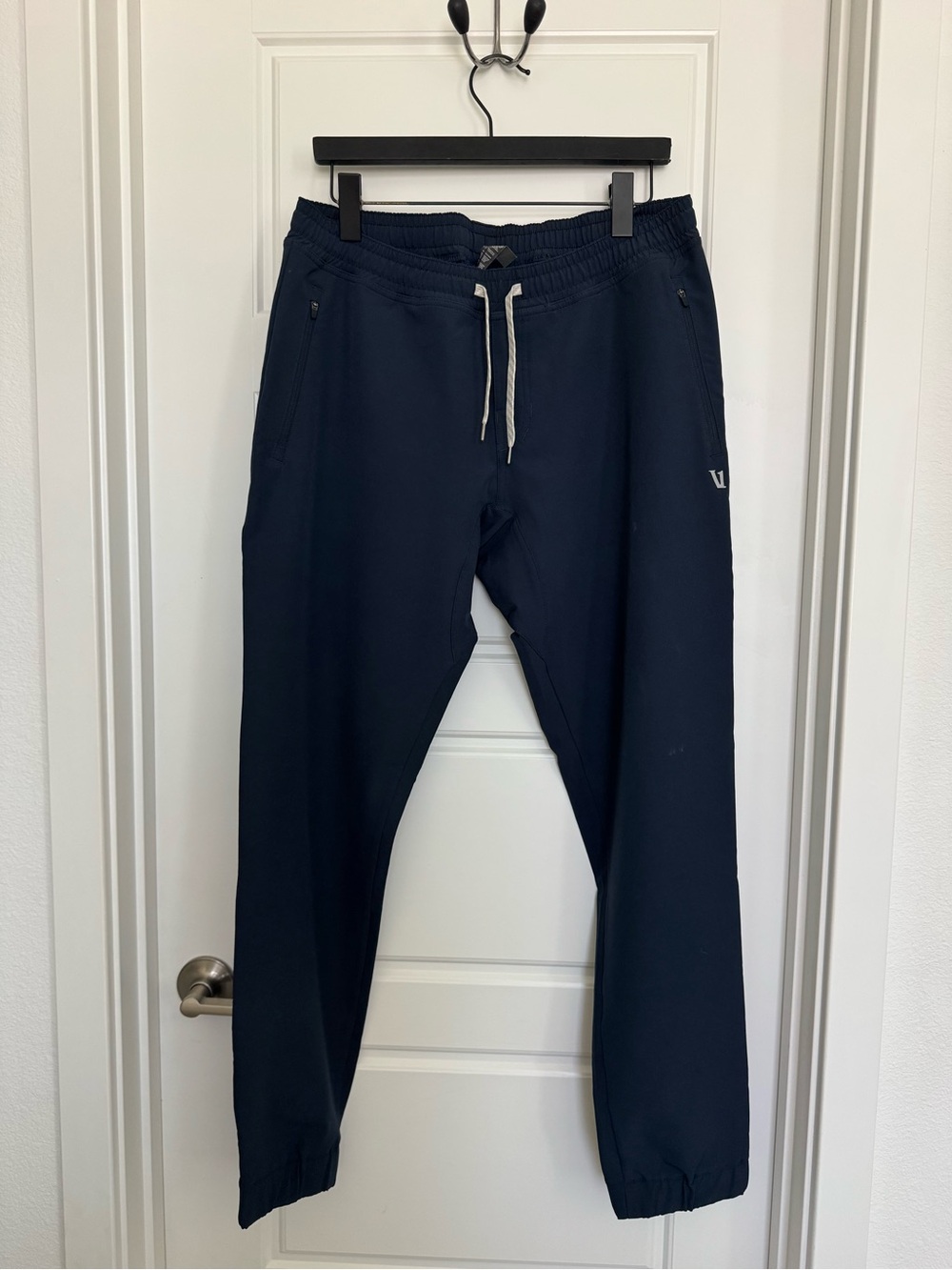 Vuori Men's Navy Drawstring Jogger Pants Large
